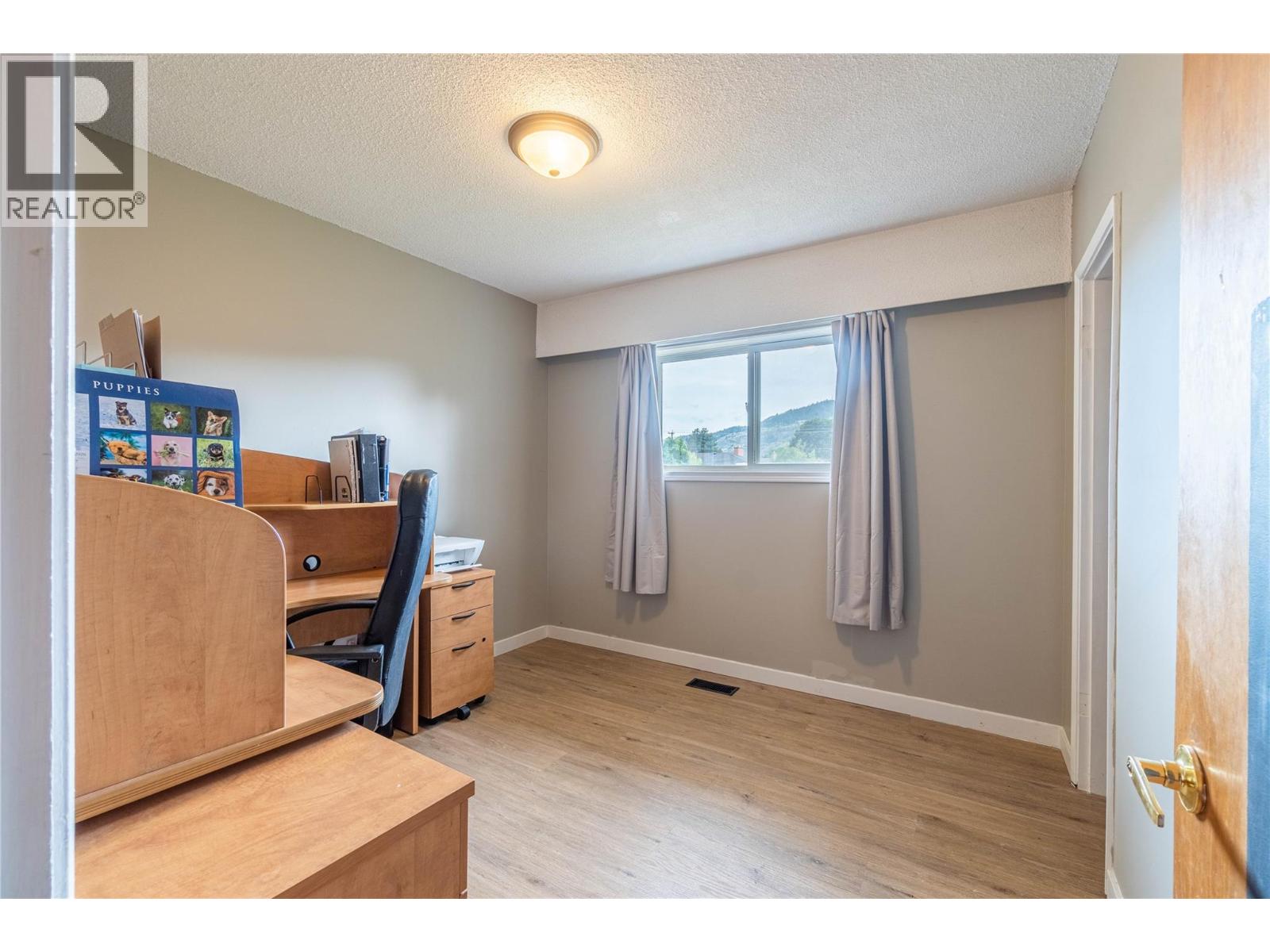 2255 Fleetwood Avenue, Kamloops, British Columbia  V2B 4S6 - Photo 12 - 10397377