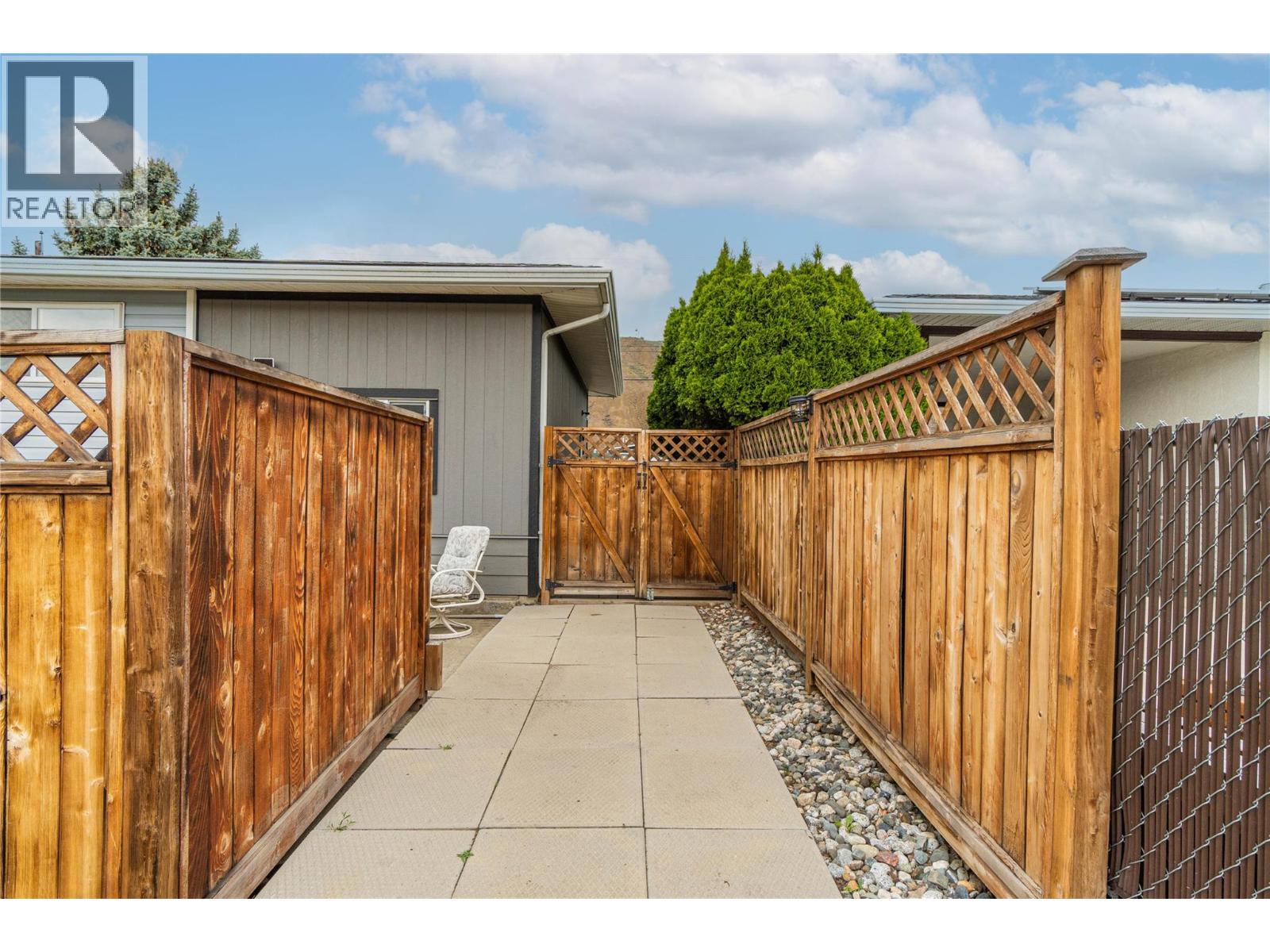 2255 Fleetwood Avenue, Kamloops, British Columbia  V2B 4S6 - Photo 29 - 10397377