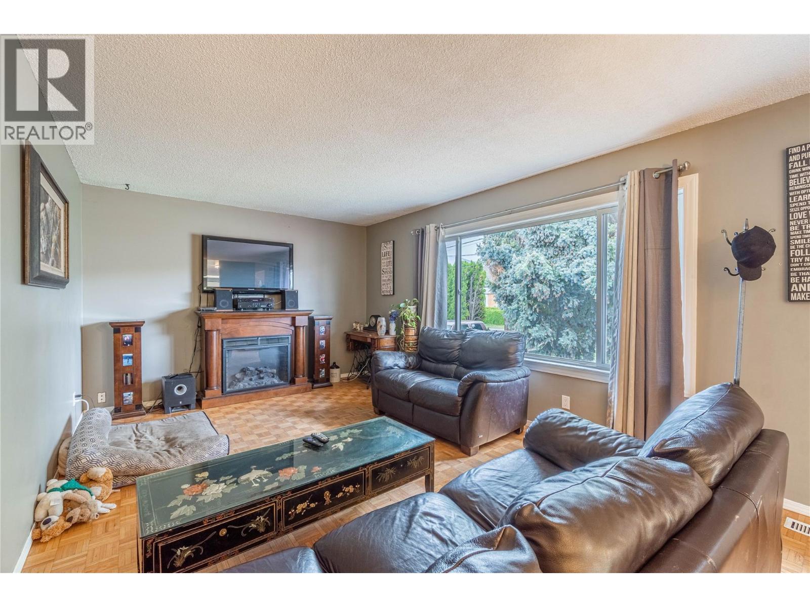 2255 FLEETWOOD Avenue, Kamloops, British Columbia