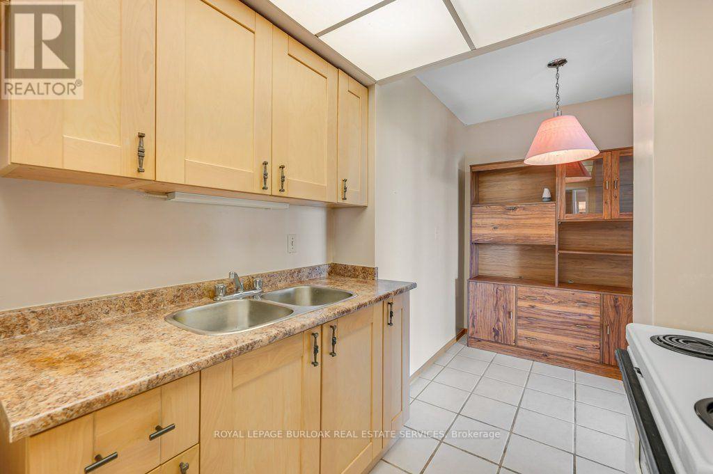 718 - 1333 Bloor Street, Mississauga, Ontario  L4Y 3T6 - Photo 11 - W13660240