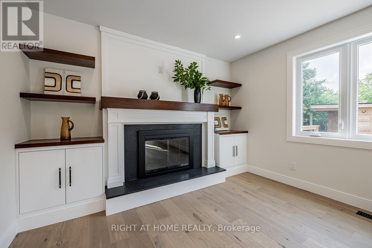 690 Hillman Crescent, Mississauga, Ontario  L4Y 2H9 - Photo 13 - W13660258