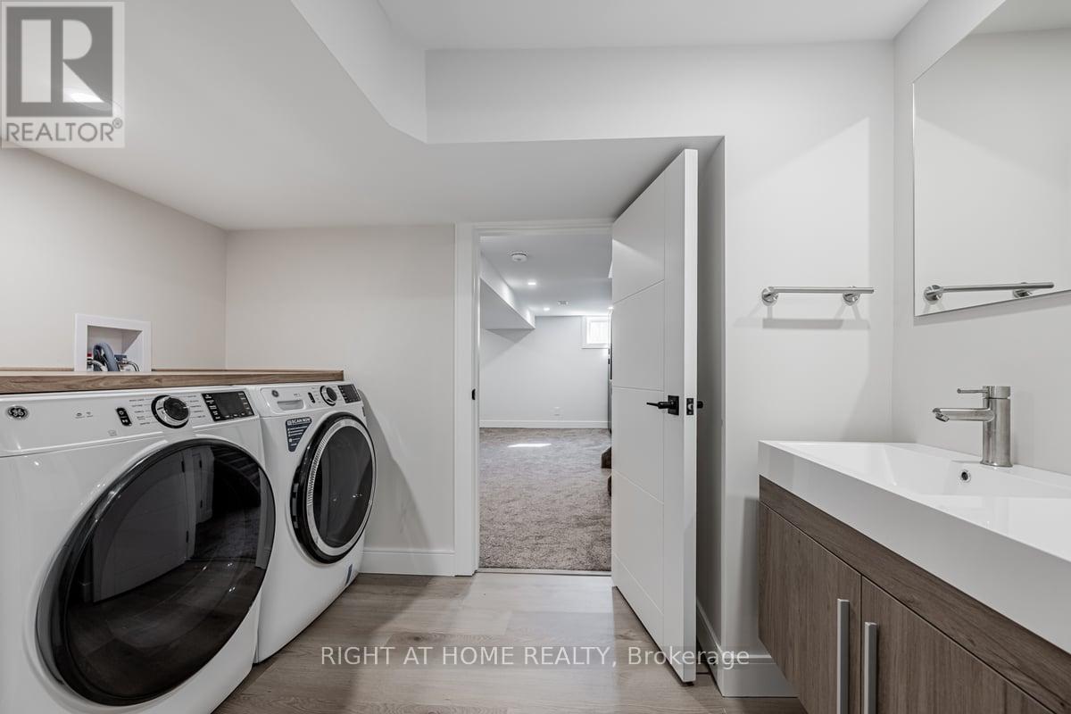 690 Hillman Crescent, Mississauga, Ontario  L4Y 2H9 - Photo 18 - W13660258