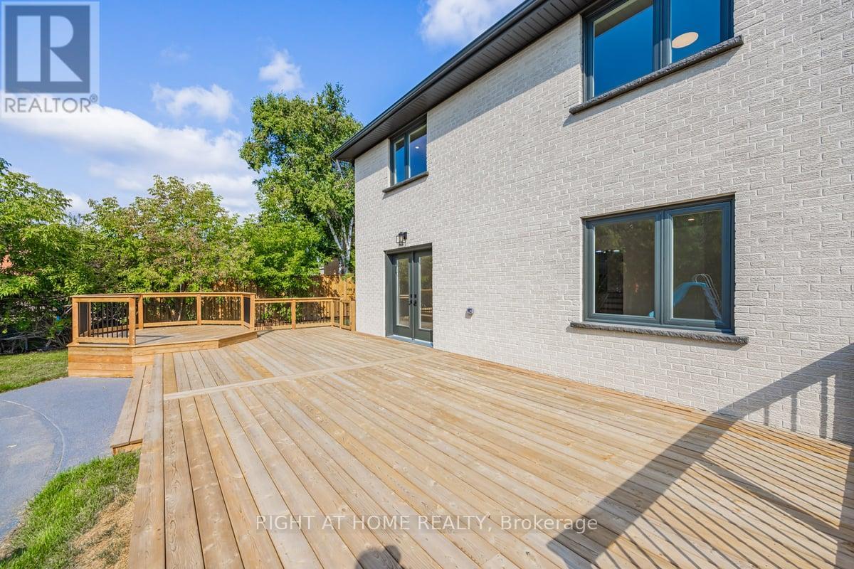 690 Hillman Crescent, Mississauga, Ontario  L4Y 2H9 - Photo 19 - W13660258