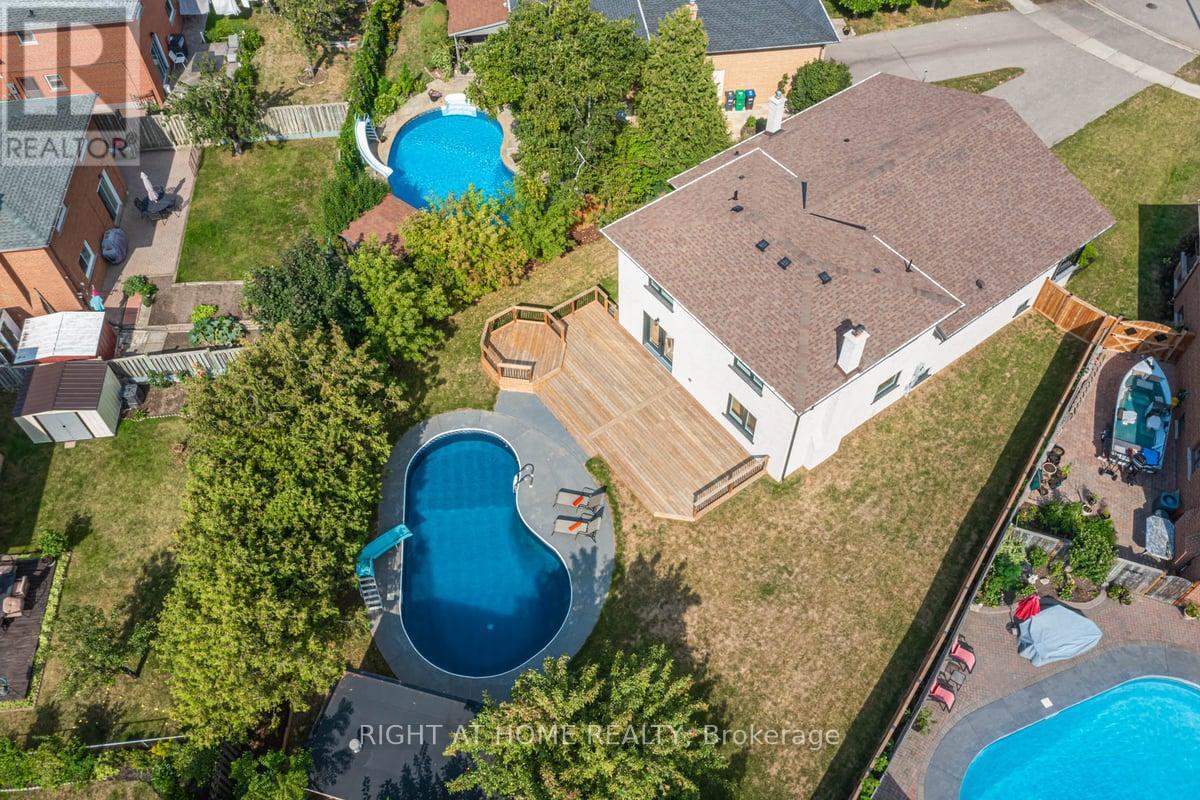 690 Hillman Crescent, Mississauga, Ontario  L4Y 2H9 - Photo 25 - W13660258