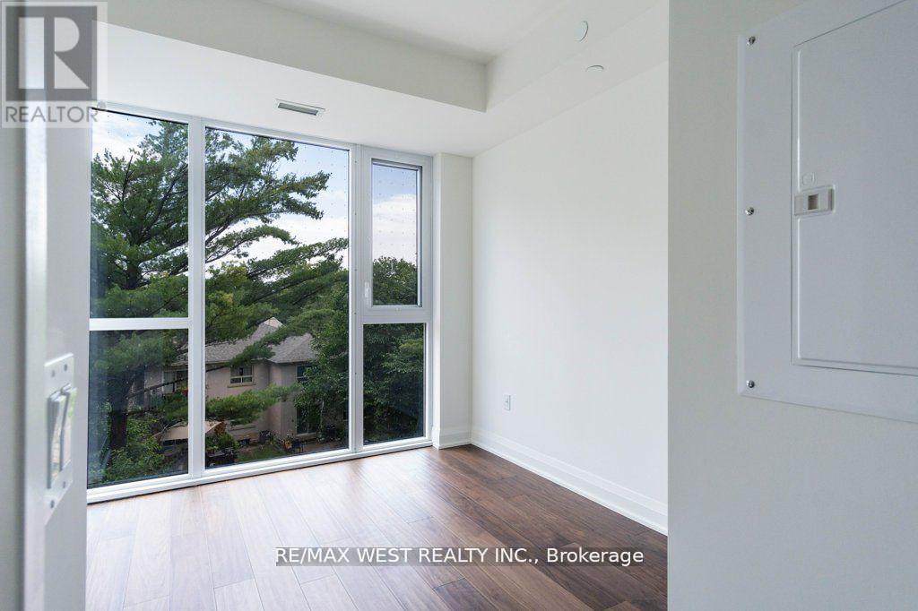 307 - 293 The Kingsway, Toronto, Ontario  M9A 0E8 - Photo 11 - W13660278