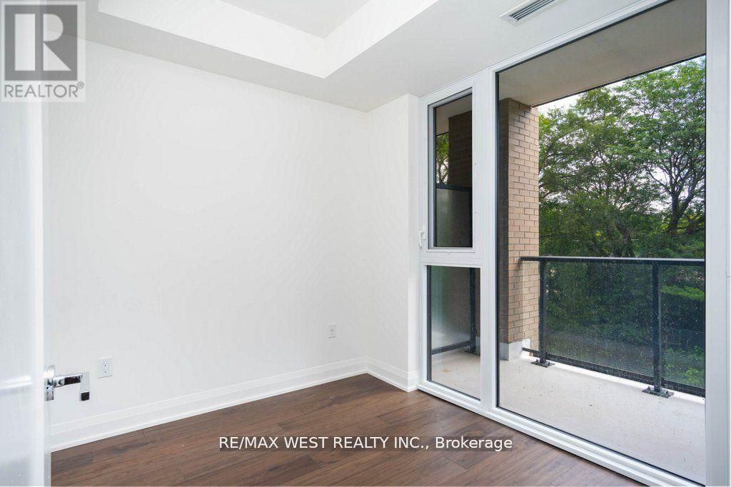 307 - 293 The Kingsway, Toronto, Ontario  M9A 0E8 - Photo 12 - W13660278