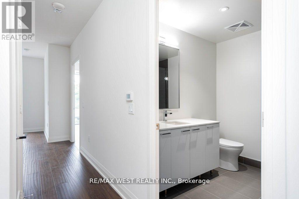 307 - 293 The Kingsway, Toronto, Ontario  M9A 0E8 - Photo 5 - W13660278