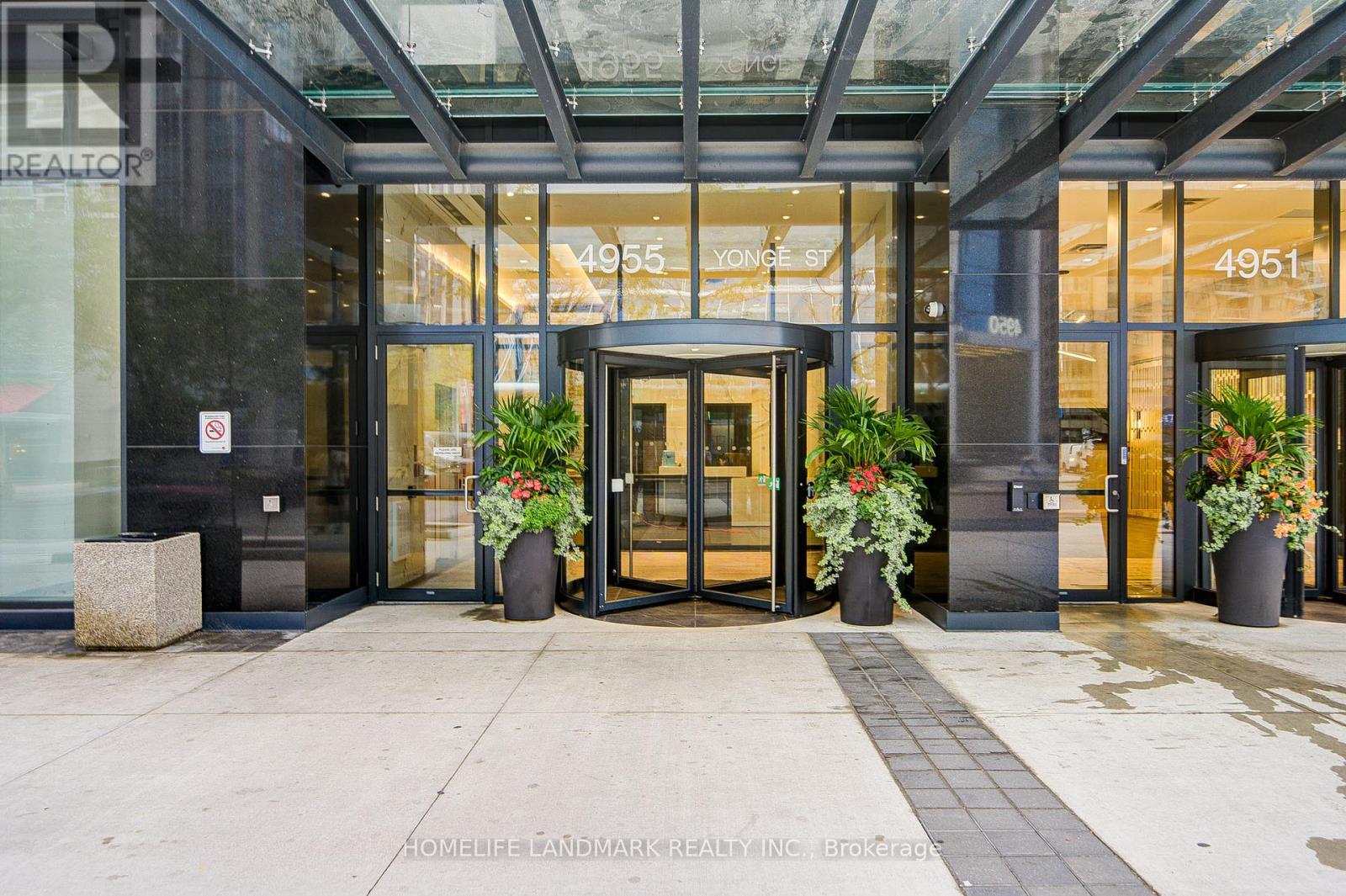 1009 - 4955 Yonge Street, Toronto, Ontario  M2N 0L8 - Photo 2 - C13647514