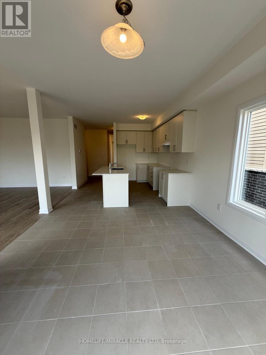 61 Royal Oak Crescent, Loyalist, Ontario  K0H 1G0 - Photo 12 - X13660262