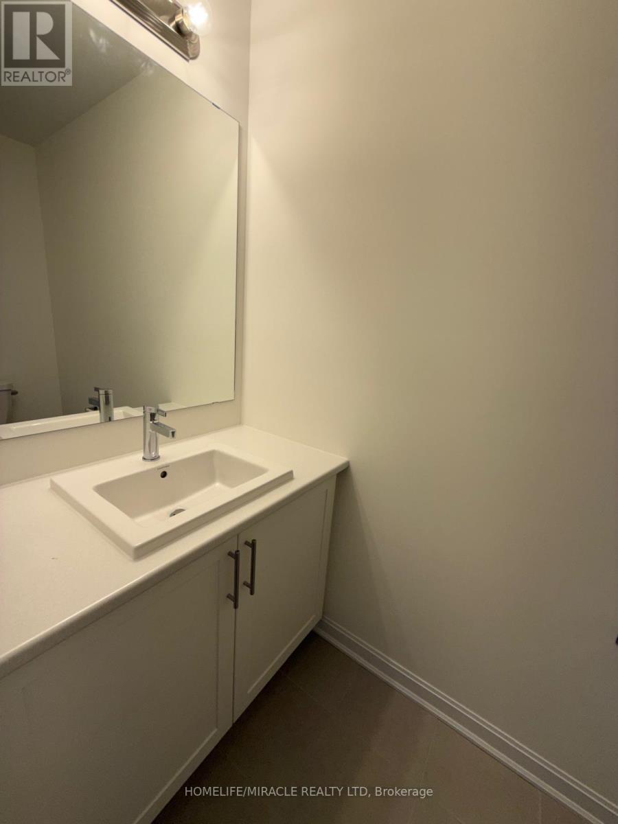 61 Royal Oak Crescent, Loyalist, Ontario  K0H 1G0 - Photo 18 - X13660262