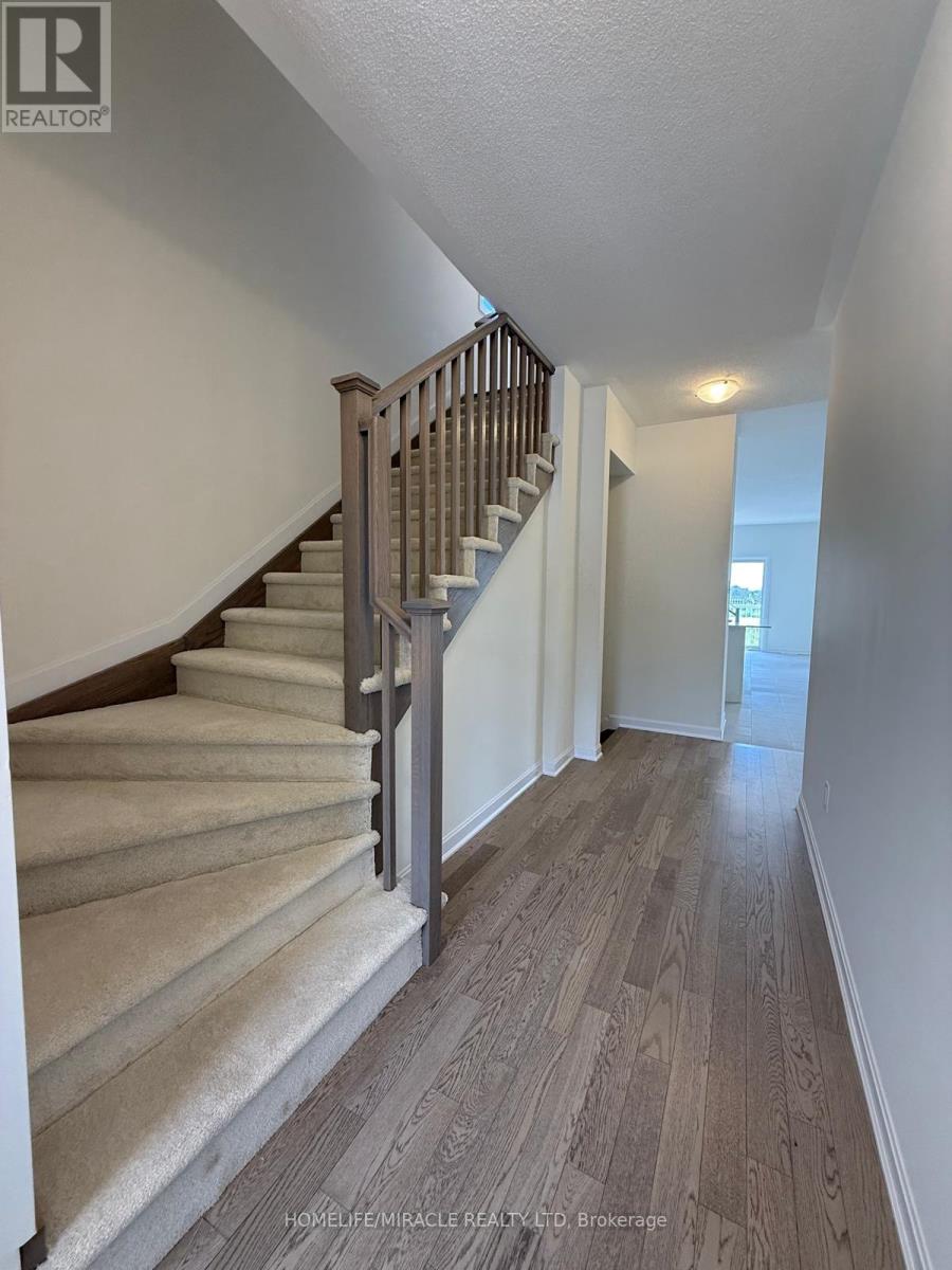 61 Royal Oak Crescent, Loyalist, Ontario  K0H 1G0 - Photo 4 - X13660262