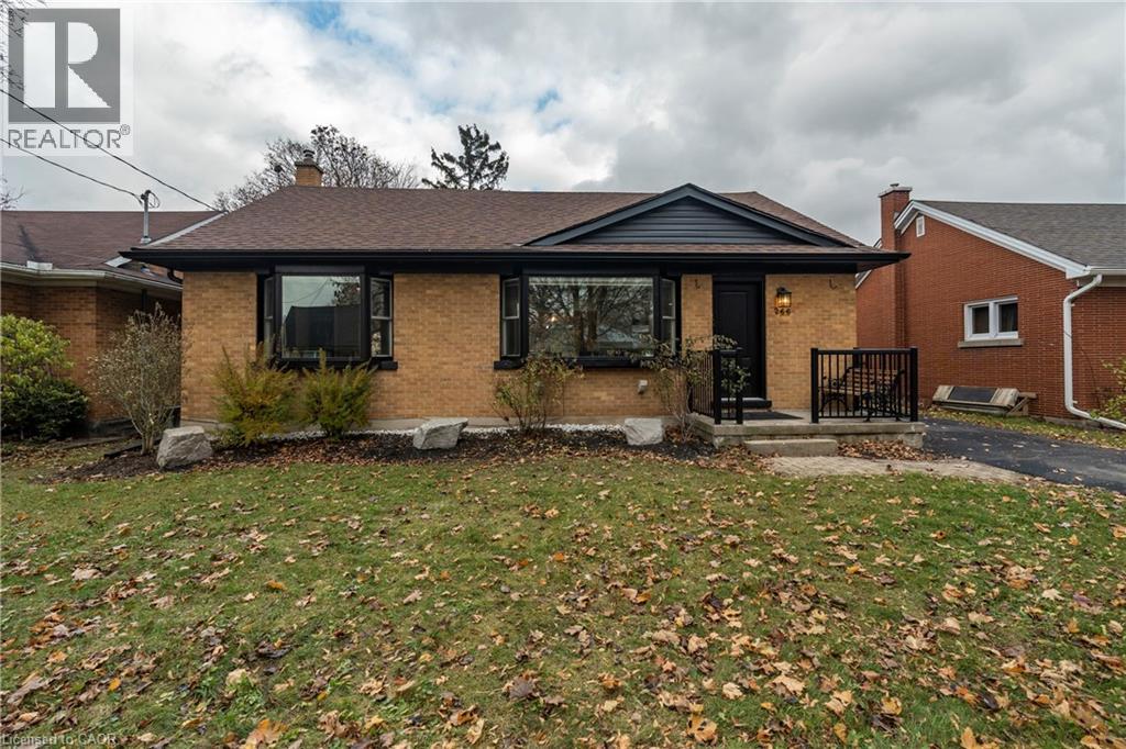 266 MELROSE Avenue, Kitchener, Ontario