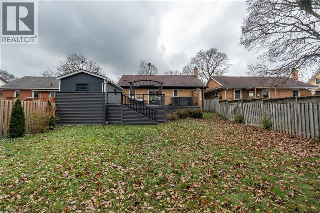 266 Melrose Avenue, Kitchener, Ontario  N2H 2C1 - Photo 35 - 40854700
