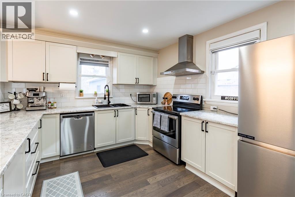 266 Melrose Avenue, Kitchener, Ontario  N2H 2C1 - Photo 7 - 40854700
