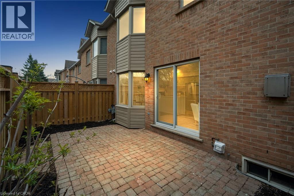 320 Hamilton Drive Unit# 10, Ancaster, Ontario  L9G 4W6 - Photo 35 - 40853262