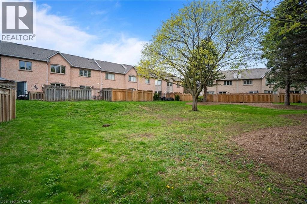 320 Hamilton Drive Unit# 10, Ancaster, Ontario  L9G 4W6 - Photo 39 - 40853262