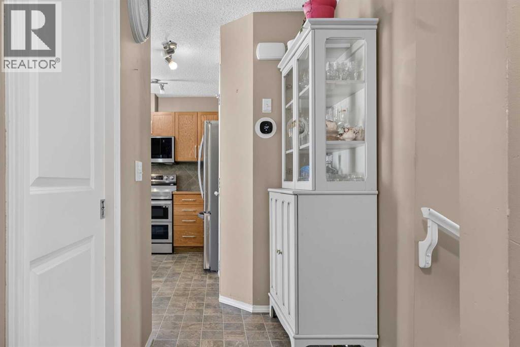 1204, 800 Yankee Valley Boulevard SE, Airdrie, Alberta  T4A 2L2 - Photo 6 - A2327688
