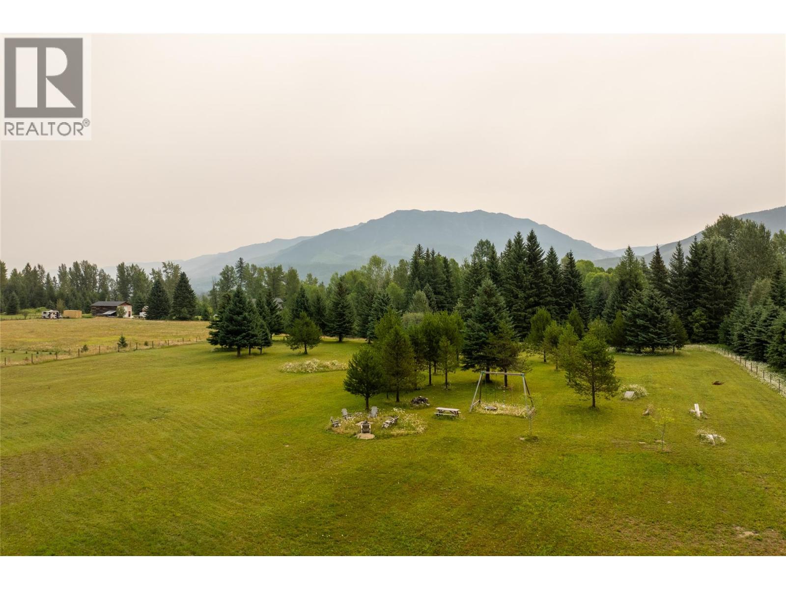 3292 Anderson Road, Fernie, British Columbia  V0B 1M1 - Photo 10 - 10395142