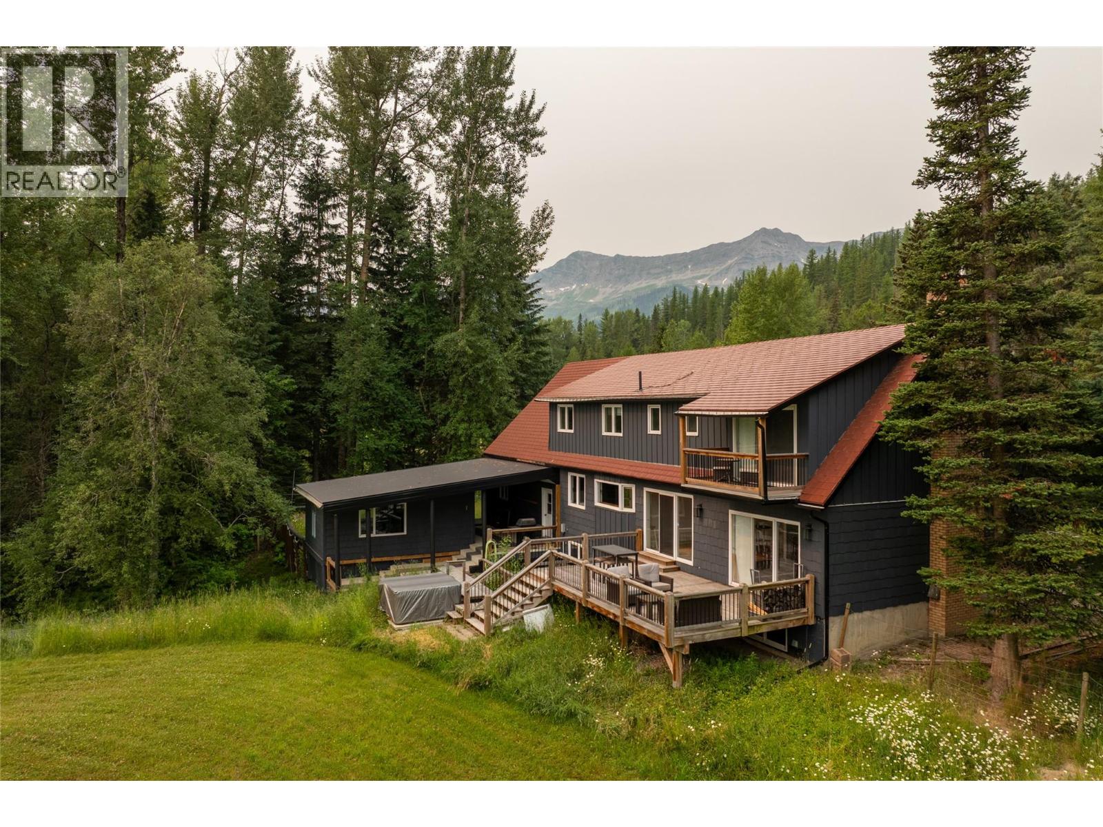 3292 Anderson Road, Fernie, British Columbia  V0B 1M1 - Photo 8 - 10395142