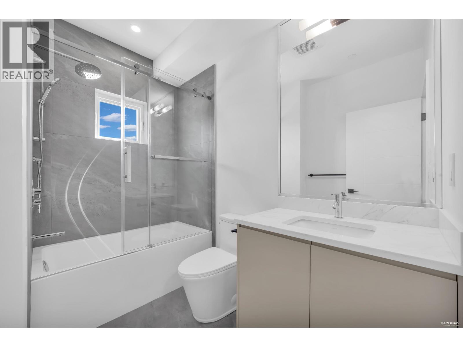4 3800 Pender Street, Burnaby, British Columbia  V5C 2L5 - Photo 11 - R3154451