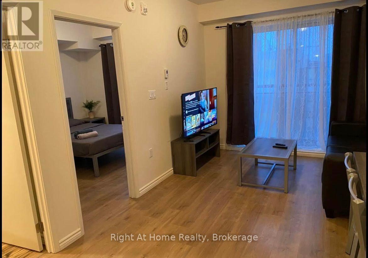 B602 - 275 Larch Street, Waterloo, Ontario  N2H 0J2 - Photo 4 - X13660286