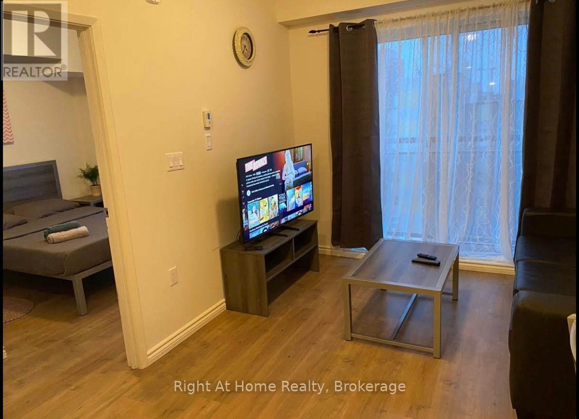 B602 - 275 Larch Street, Waterloo, Ontario  N2H 0J2 - Photo 5 - X13660286
