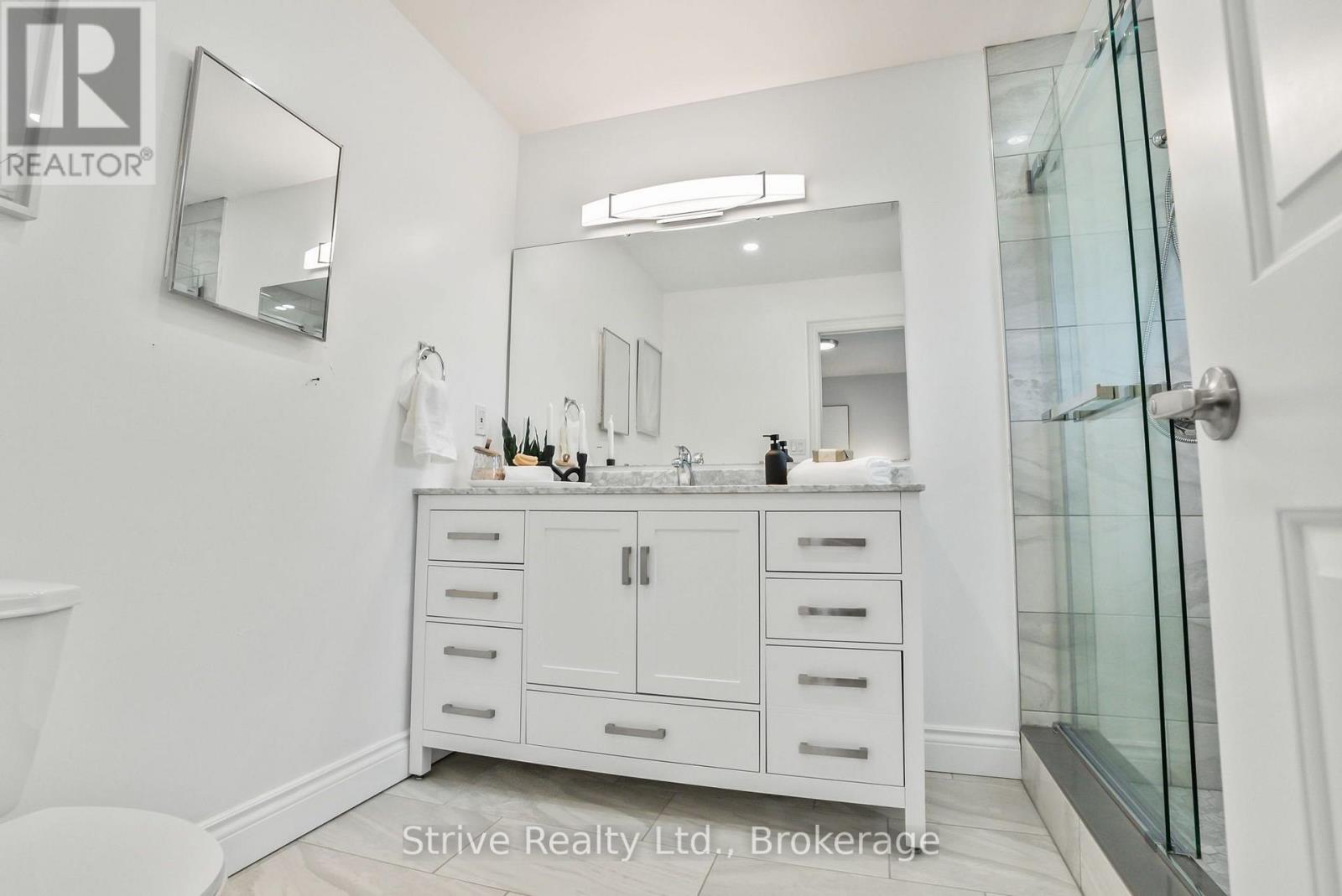 Upper - 23 Cherry Blossom Crescent, Clarington, Ontario  L1E 1G9 - Photo 15 - E13660282
