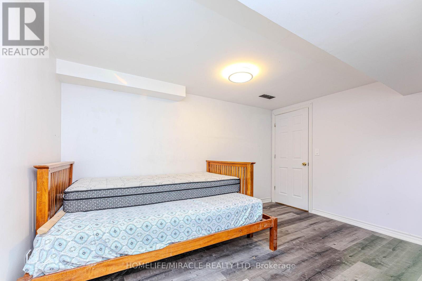 851 Bennett Court, Oshawa (Pinecrest), Ontario  L1K 1V3 - Photo 42 - E13660290