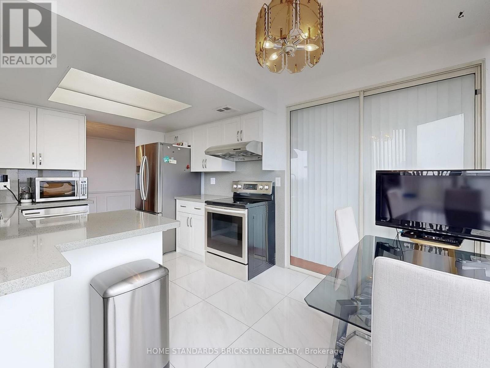 1705 - 30 Thunder Grove, Toronto, Ontario M1V 4A3 - Photo 16 - E13660314