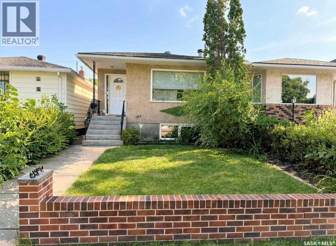 2160 Mcdonald Street, Regina, Saskatchewan  S4N 2Y7 - Photo 1 - SK029752