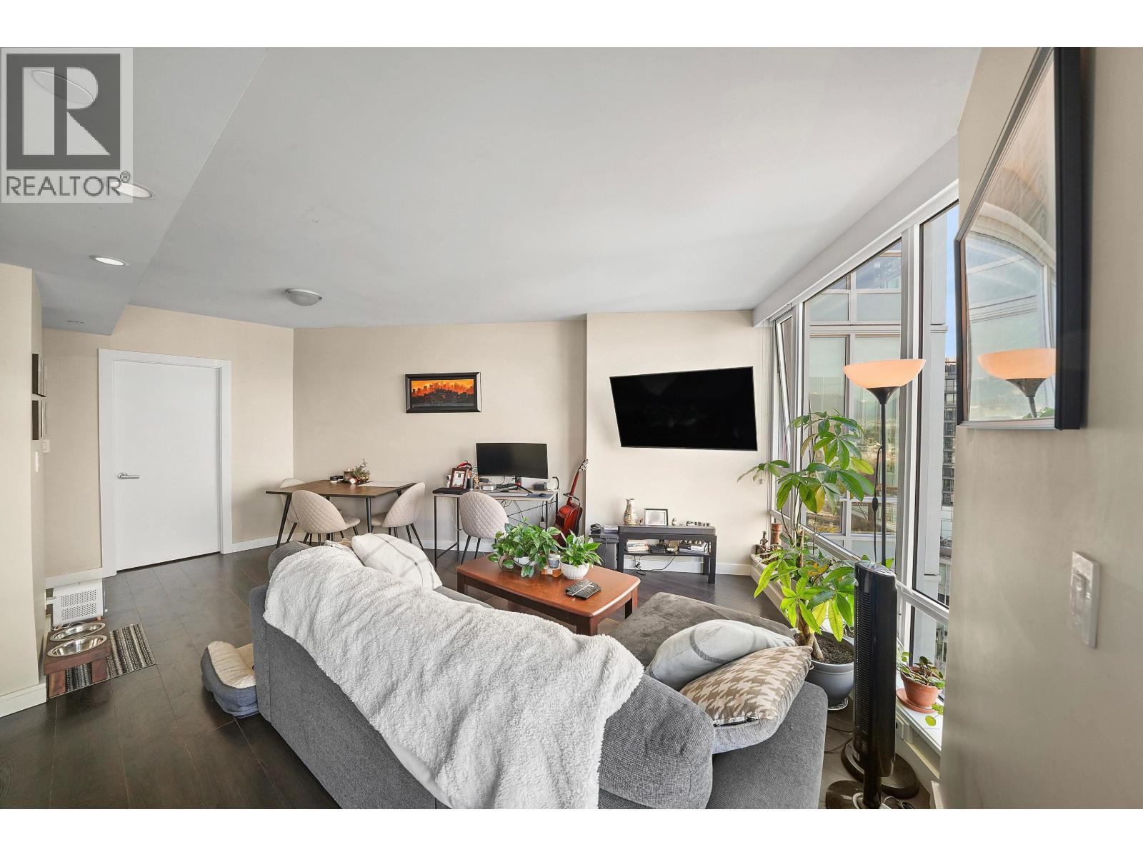 1915 1618 Quebec Street, Vancouver, British Columbia  V6A 0C5 - Photo 4 - R3152847