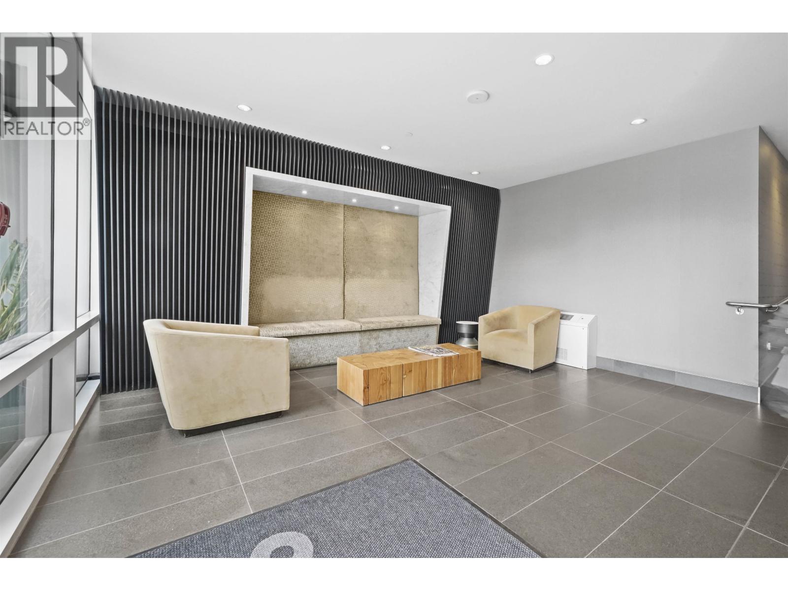 1915 1618 Quebec Street, Vancouver, British Columbia  V6A 0C5 - Photo 2 - R3152847