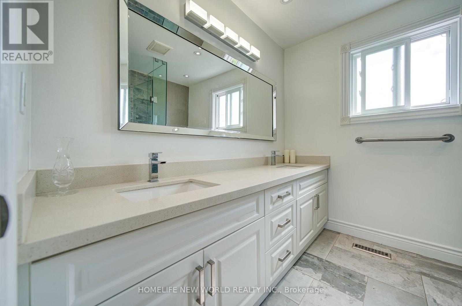 12 Bellside Drive, Markham, Ontario  L3P 7B8 - Photo 31 - N13660316