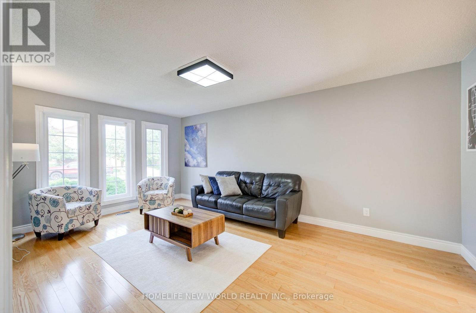 12 Bellside Drive, Markham, Ontario  L3P 7B8 - Photo 7 - N13660316