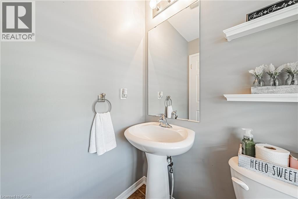 142 Bradley Avenue, Binbrook, Ontario  L0R 1C0 - Photo 17 - 40854429