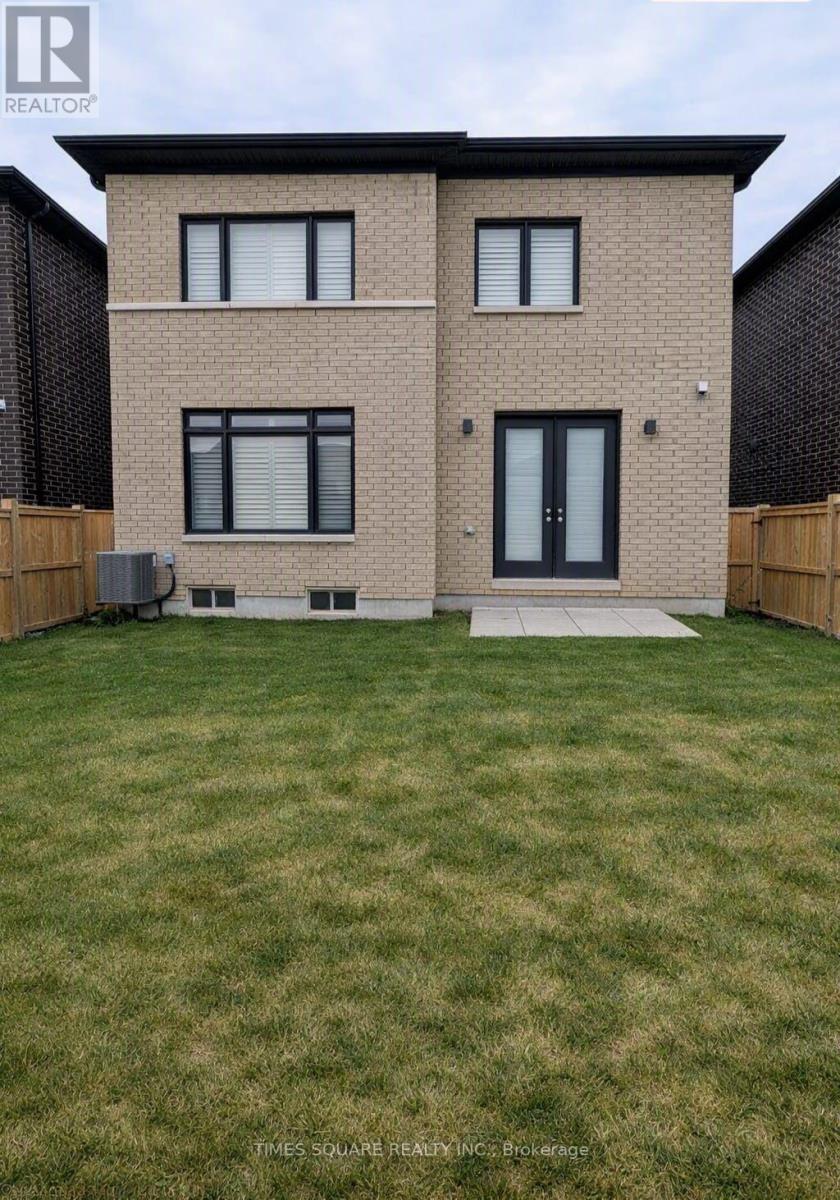 24 Walter Clifford Nesbitt Drive, Whitby, Ontario  L1P 0G5 - Photo 17 - E13656066