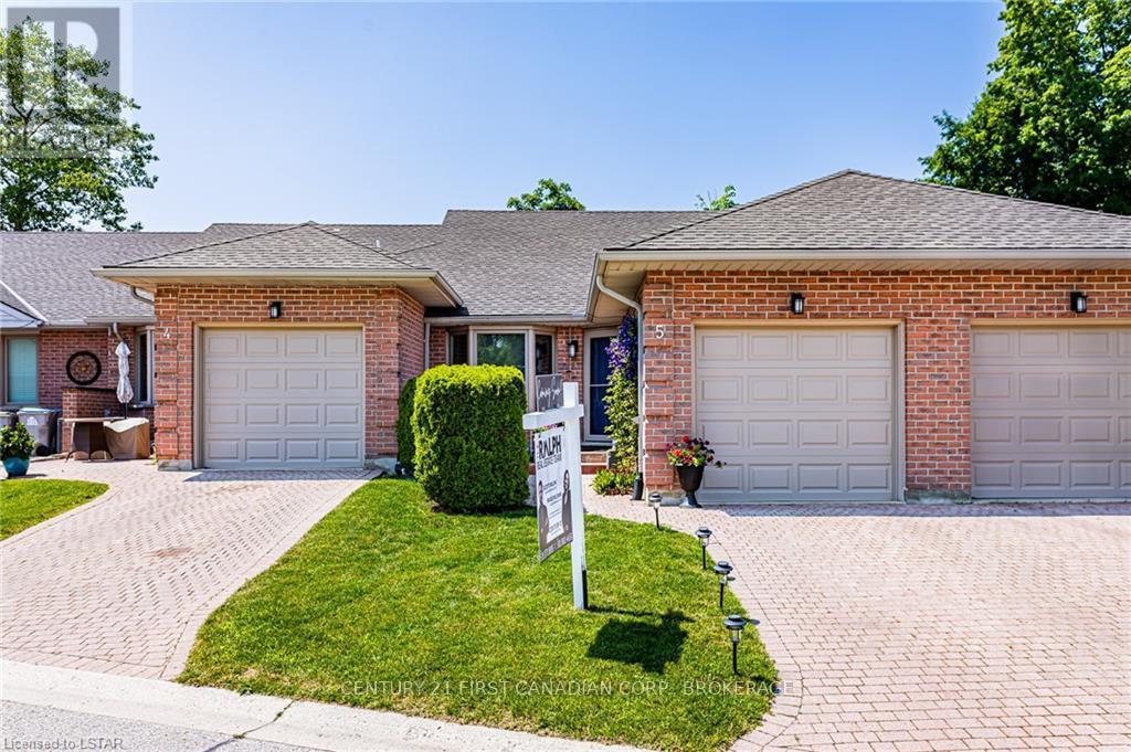 5 - 90 Ontario Street S, Lambton Shores, Ontario  N0M 1T0 - Photo 3 - X13660350