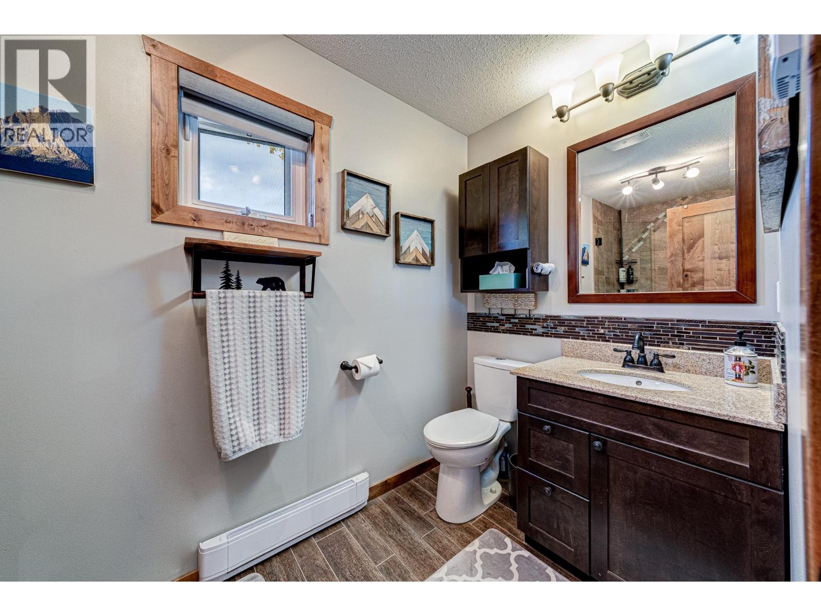 4559 Timberline Crescent Unit# 221, Fernie, British Columbia  V0B 1M6 - Photo 15 - 10394674