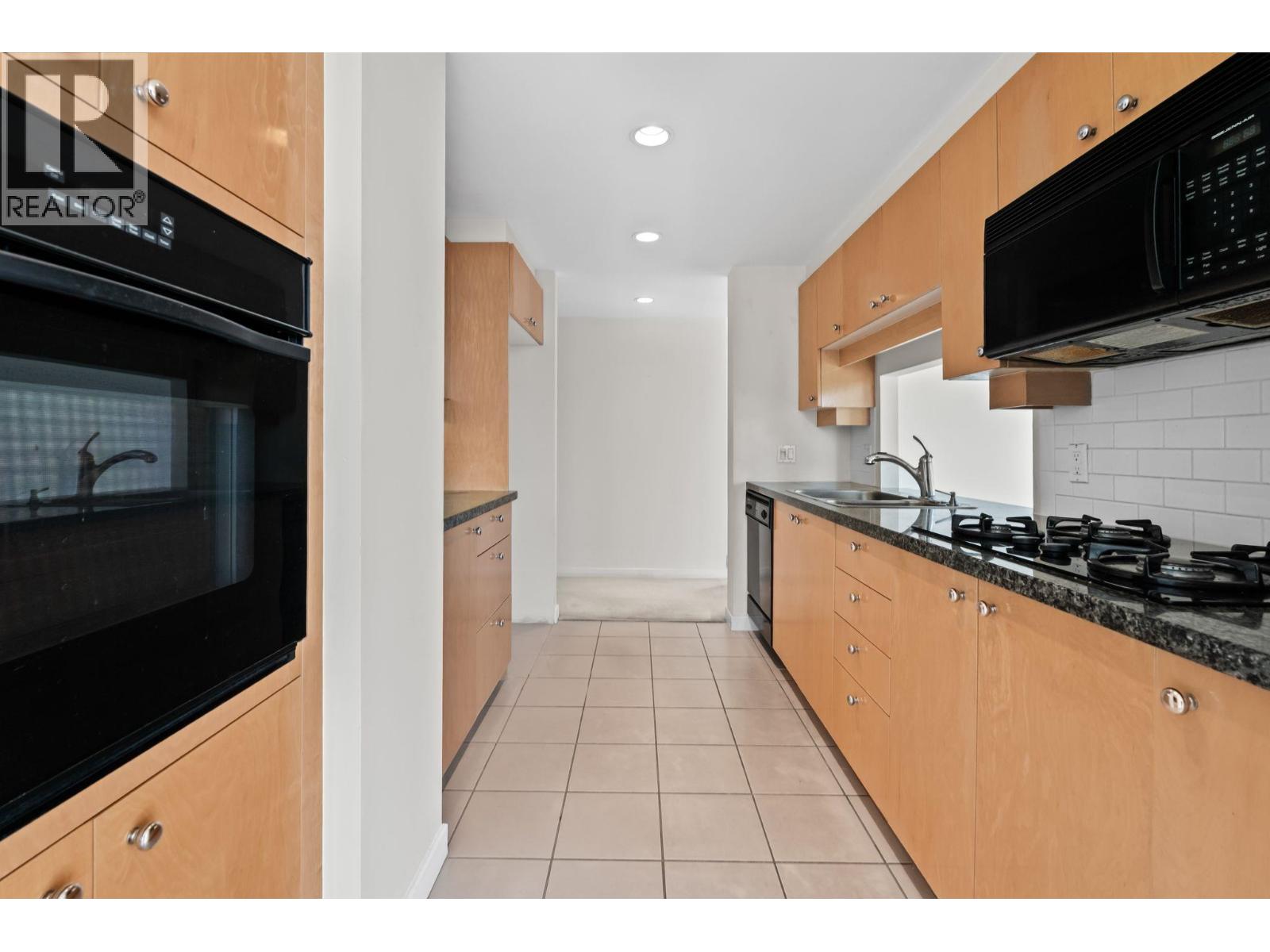 1803 1710 Bayshore Drive, Vancouver, British Columbia  V6G 3G4 - Photo 4 - R3154547