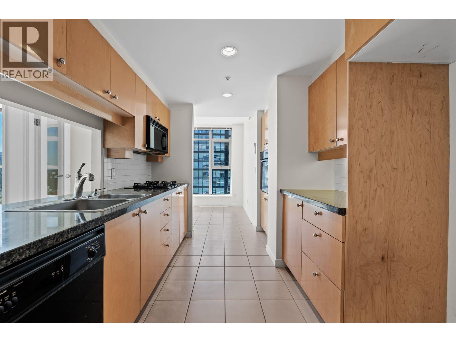 1803 1710 Bayshore Drive, Vancouver, British Columbia  V6G 3G4 - Photo 5 - R3154547