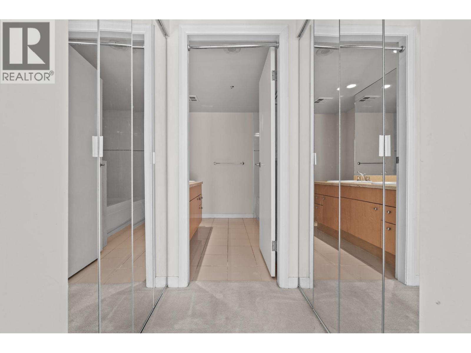 1803 1710 Bayshore Drive, Vancouver, British Columbia  V6G 3G4 - Photo 25 - R3154547