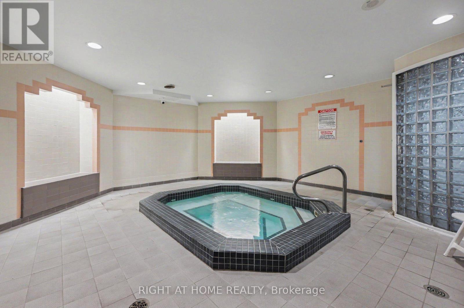 701 - 2759 Carousel Crescent, Ottawa, Ontario  K1T 2N5 - Photo 32 - X13660376