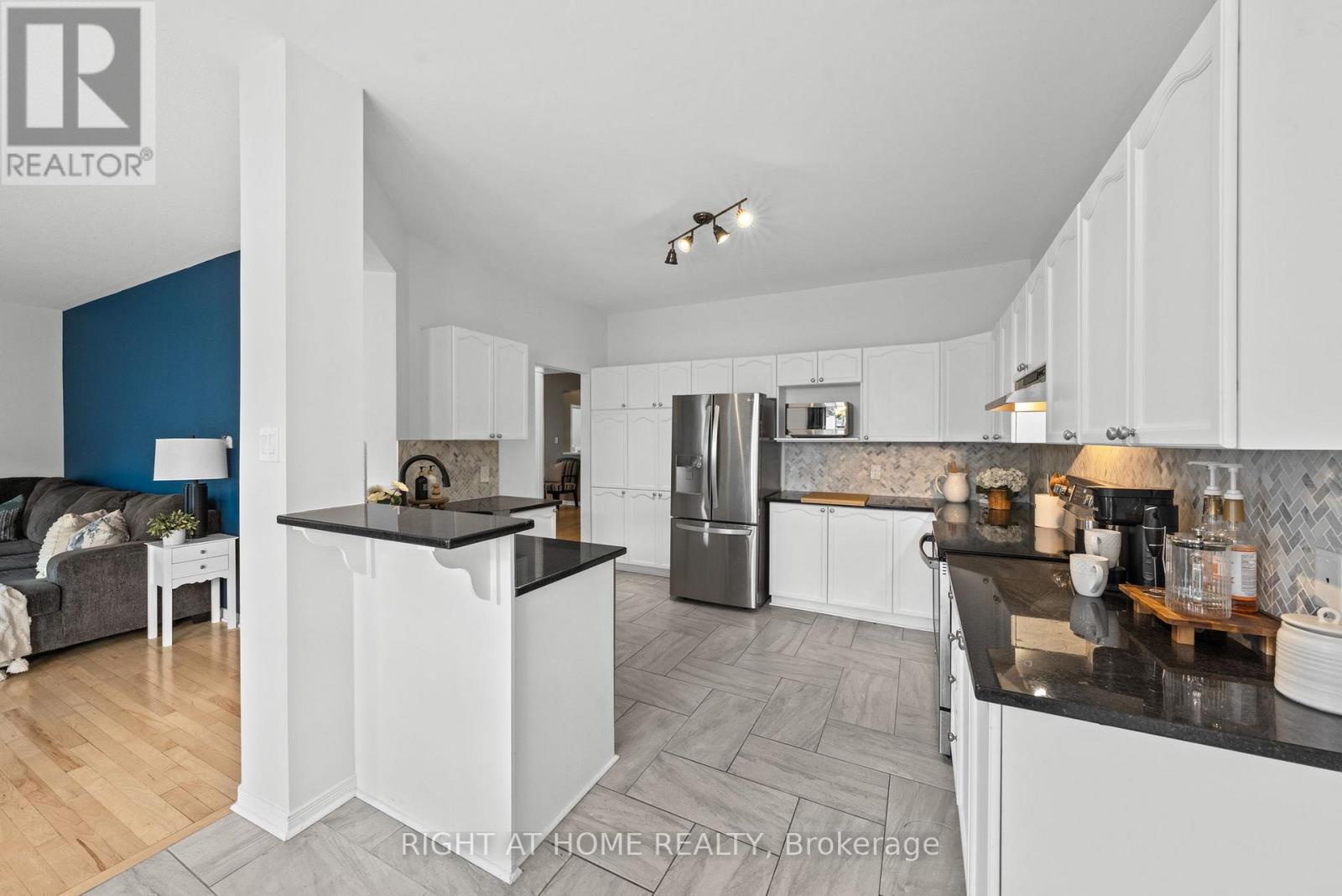 517 Stonechurch Way, Ottawa, Ontario  K2J 0C6 - Photo 13 - X13660384