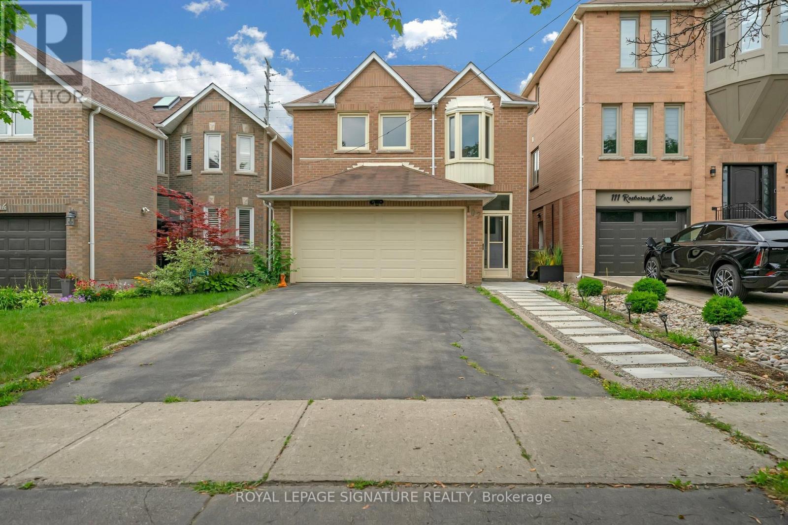 107 ROXBOROUGH LANE, Vaughan, Ontario