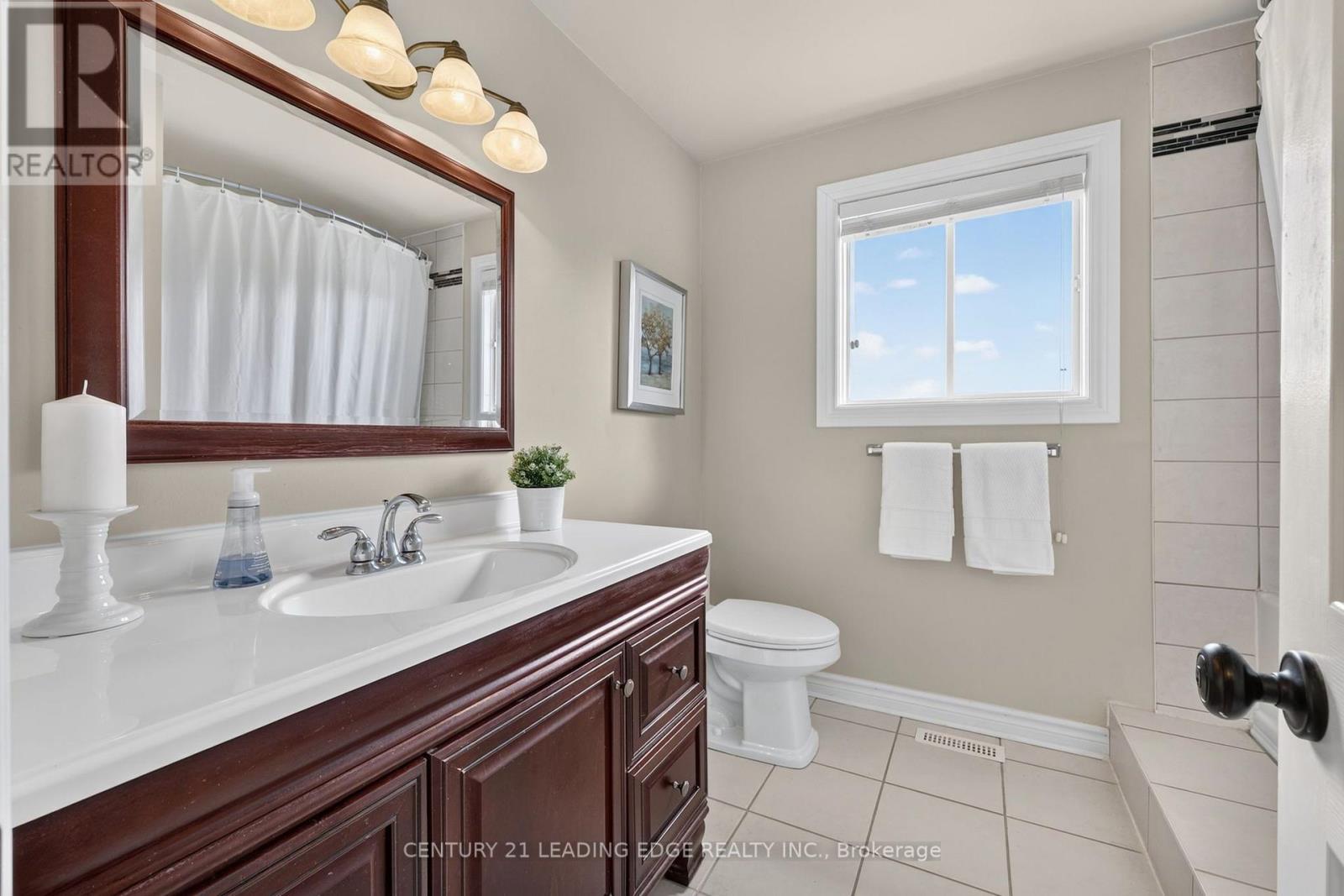6 Cairns Boulevard, Springwater, Ontario  L9X 0N8 - Photo 32 - S13660224