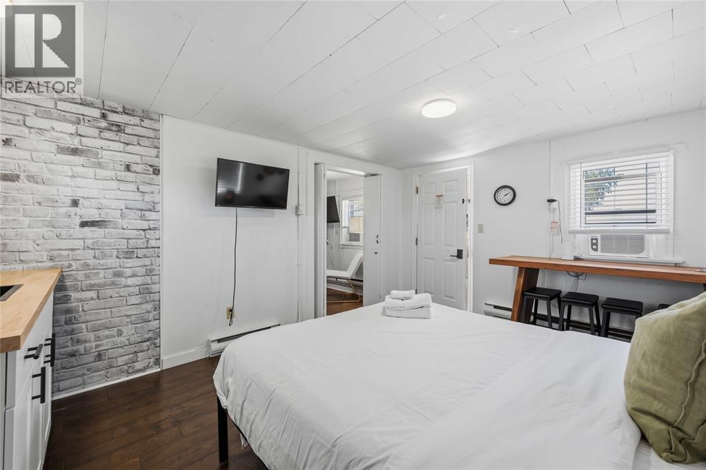 7424 Lakeshore Road, Lambton Shores, Ontario  N0N 1J3 - Photo 17 - 26019442