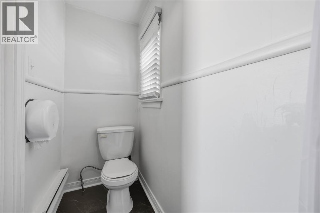 7424 Lakeshore Road, Lambton Shores, Ontario  N0N 1J3 - Photo 31 - 26019442