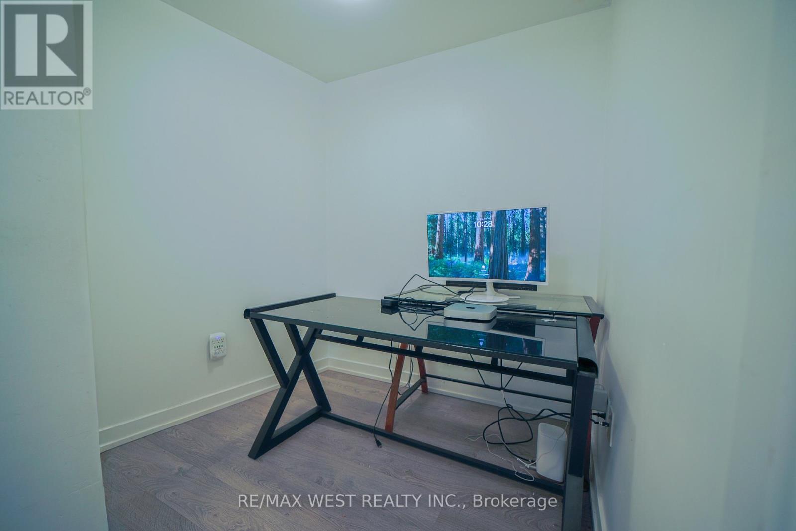 1101 - 10 York Street, Toronto, Ontario  M5J 0E1 - Photo 8 - C13660354