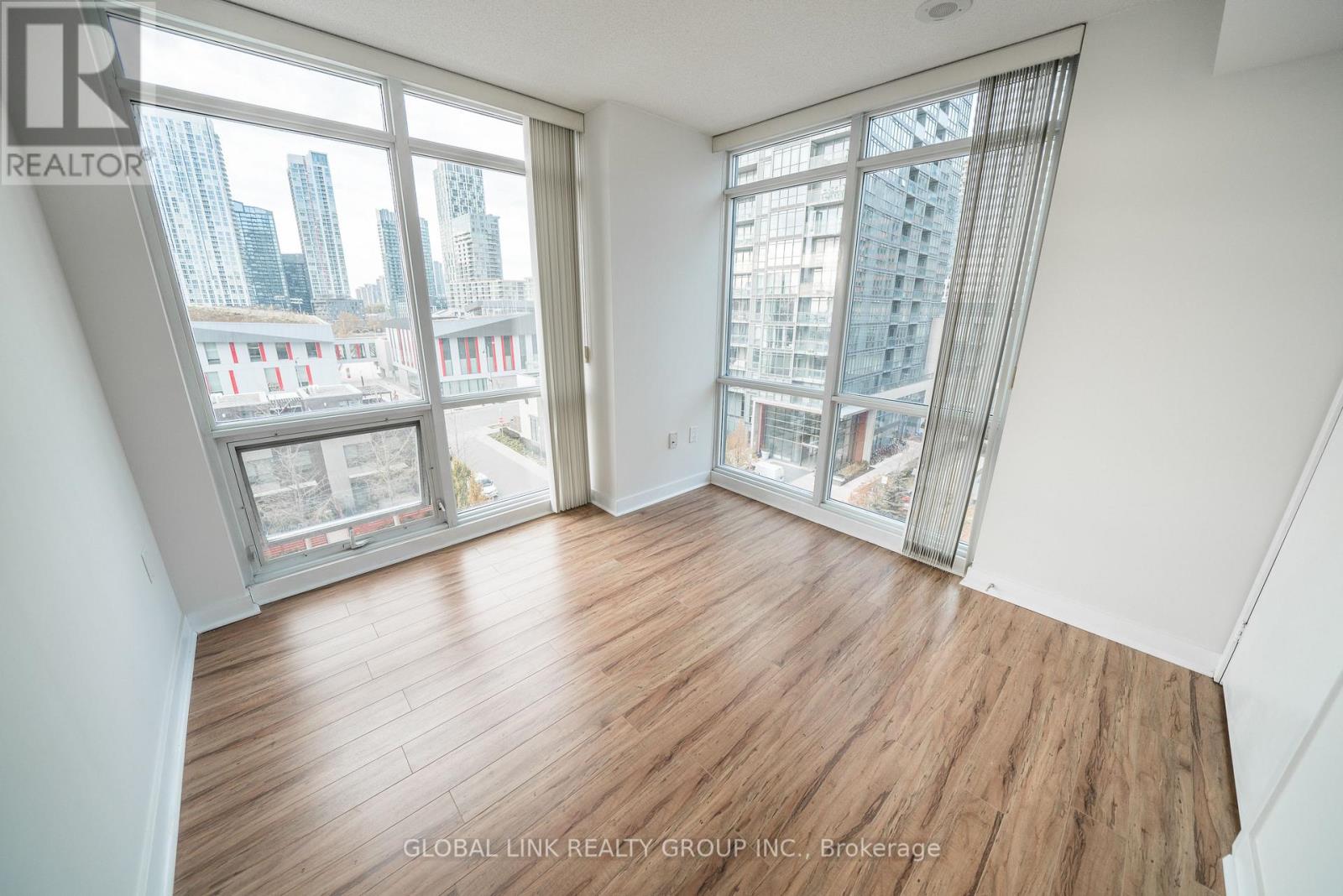 703 - 11 Brunel Court, Toronto, Ontario  M5V 3Y3 - Photo 11 - C13660360
