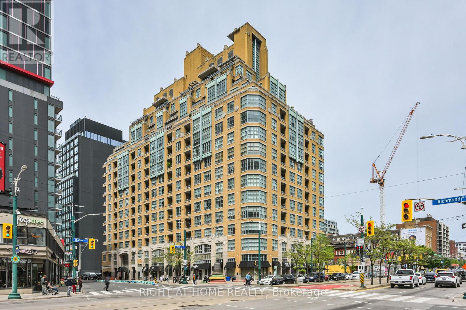 621 - 438 RICHMOND STREET W, Toronto, Ontario